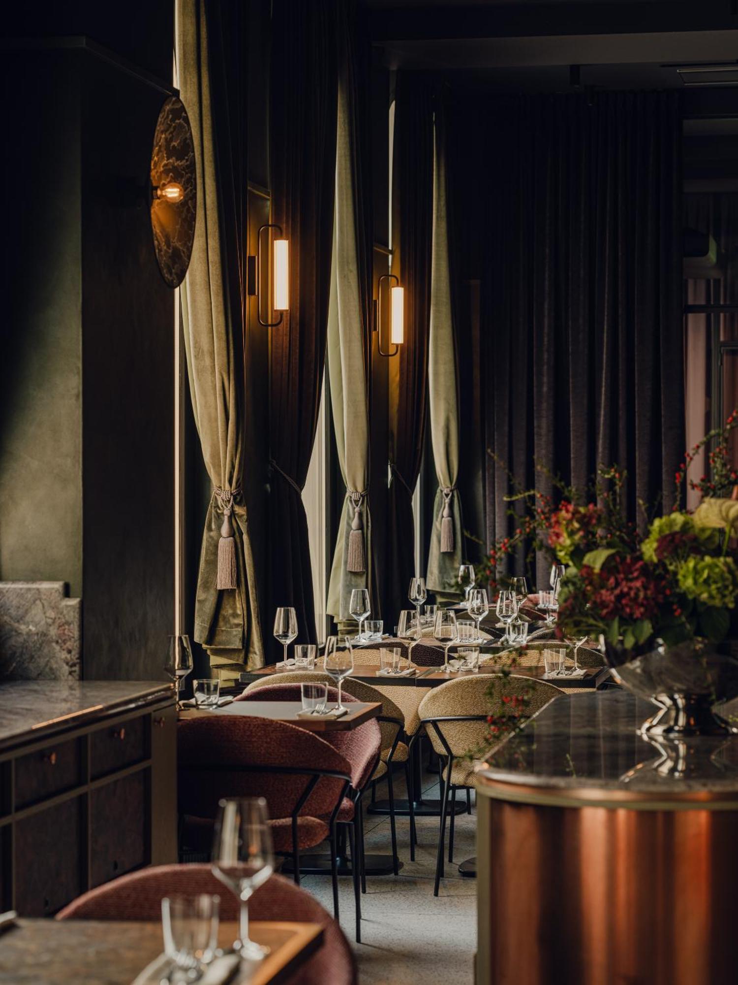 Flaner Hotel, Worldhotels Crafted Варшава Экстерьер фото